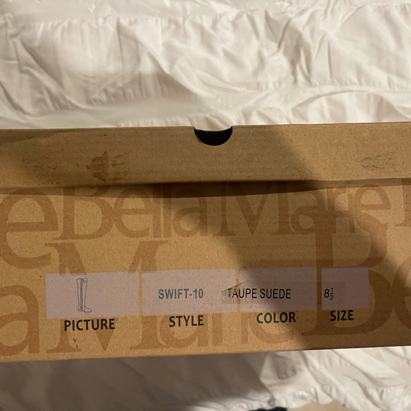 Knee-high taupe suede boots - Picture 2 of 5